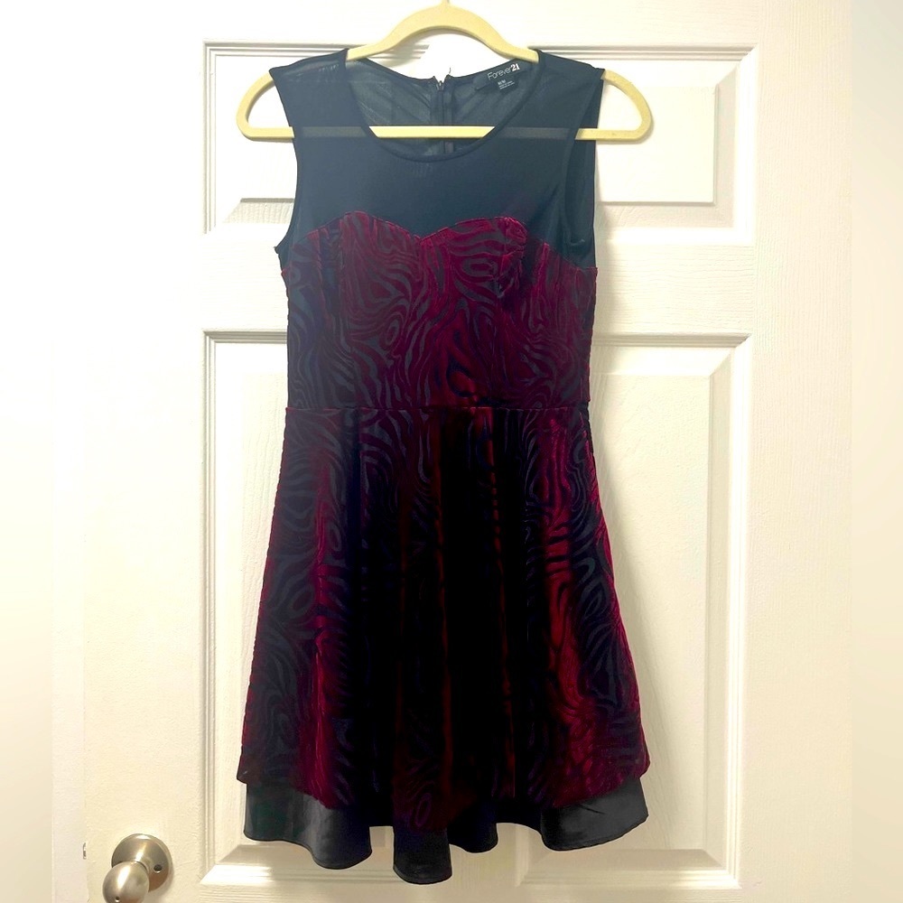 Forever21 Skater Skirt Dress Size Medium